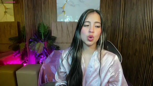 juanita tay online show from 15, 4, 2026