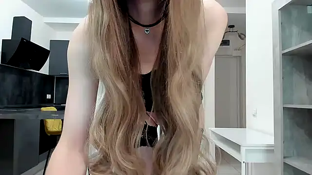Snapshot of Kitty_Player chatting on 10, 7, 2026 Kitty Player online show from 10, 7, 2026