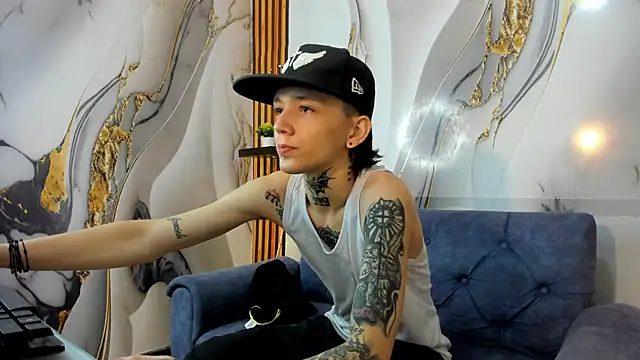 StraightBoy Nick online show from 29, 9, 2025