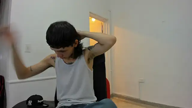 StraightBoy Nick online show from 10, 4, 2026