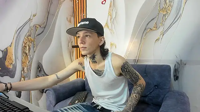 StraightBoy Nick online show from 28, 2, 2026