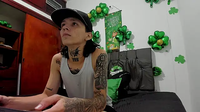 StraightBoy Nick online show from 31, 3, 2026