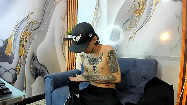 StraightBoy Nick online show from 10, 10, 2025