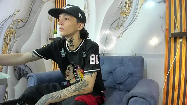 StraightBoy Nick online show from 9, 9, 2025