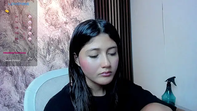 Snapshot of amy_innocent_1 chatting on 18, 4, 2026 amy innocent 1 online show from 18, 4, 2026