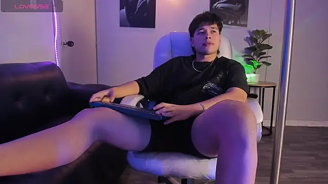 Jordan 24  online show from 17, 4, 2026