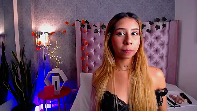 laila stilwiills online show from 4, 12, 2025