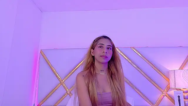 laila stilwiills online show from 7, 10, 2025