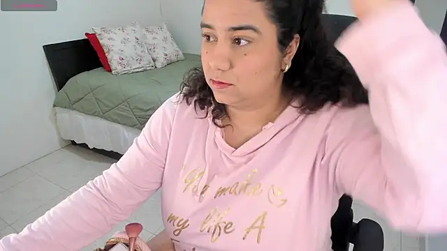 Snapshot of MariamCastiblanco chatting on 22, 4, 2026 MariamCastiblanco online show from 22, 4, 2026