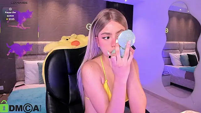 Arinextdoor online show from 27, 10, 2025