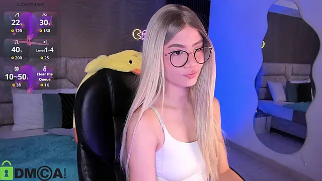 Arinextdoor online show from 18, 10, 2025