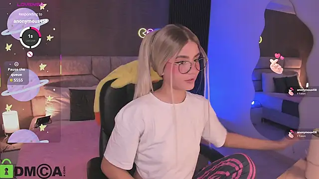 Arinextdoor online show from 22, 11, 2025