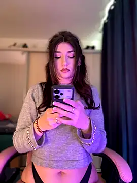 ScarletBloom  online show from 5, 10, 2025