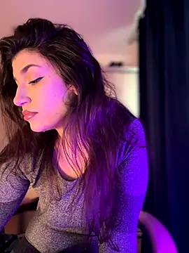 ScarletBloom  online show from 3, 10, 2025