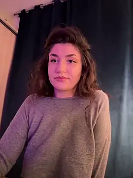 ScarletBloom  online show from 21, 2, 2026