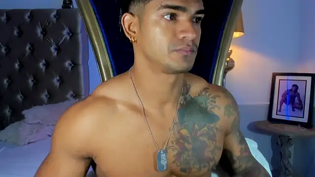 antonio  444 online show from 3, 10, 2025