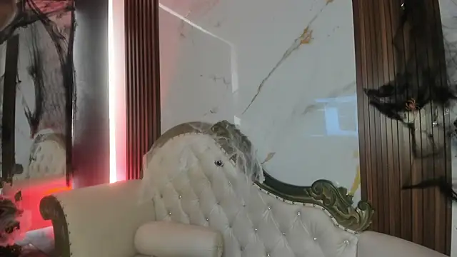 CoralieBronson online show from 24, 10, 2025