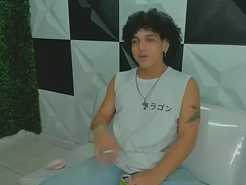 Xfire boy69 online show from 5, 10, 2025