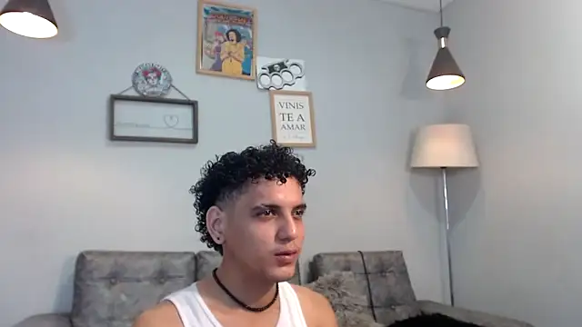 Xfire boy69 online show from 26, 11, 2025