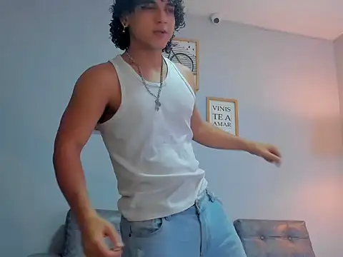 Xfire boy69 online show from 28, 9, 2025