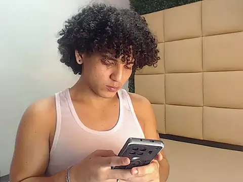 Xfire boy69 online show from 3, 10, 2025