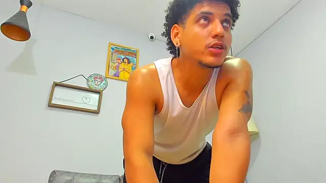 Xfire boy69 online show from 19, 12, 2025