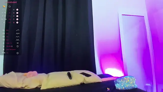 RoseeCarter online show from 23, 11, 2025