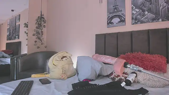 Blue Sixx online show from 8, 3, 2026