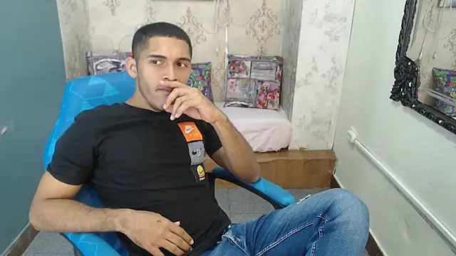 Derek Storm  online show from 5, 11, 2025