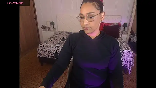 Snapshot of IvyShine7 chatting on 19, 4, 2026 IvyShine7 online show from 19, 4, 2026