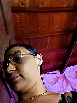 Snapshot of IvyShine7 chatting on 26, 5, 2026 IvyShine7 online show from 26, 5, 2026