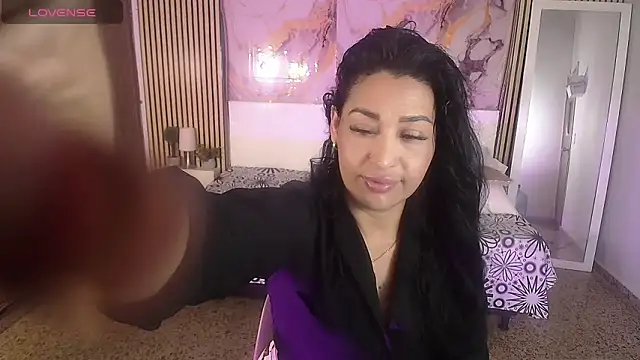 Snapshot of IvyShine7 chatting on 1, 5, 2026 IvyShine7 online show from 1, 5, 2026