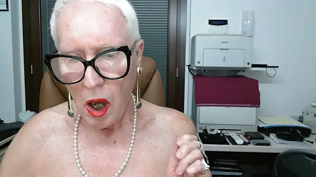 Snapshot of ROBY_SWEETHOT chatting on 12, 9, 2025 ROBY SWEETHOT online show from 12, 9, 2025