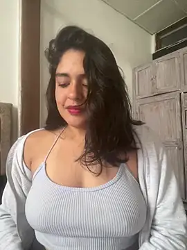 Snapshot of EmilyNoir1 chatting on 4, 7, 2026 EmilyNoir1 online show from 4, 7, 2026