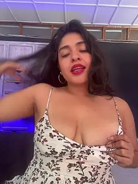EmilyNoir1 online show from 7, 5, 2026