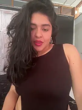 EmilyNoir1 online show from 14, 5, 2026