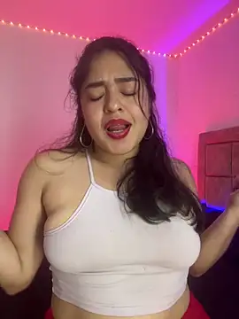 EmilyNoir1 online show from 7, 2, 2026