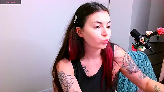 peachyness online show from 4, 12, 2025