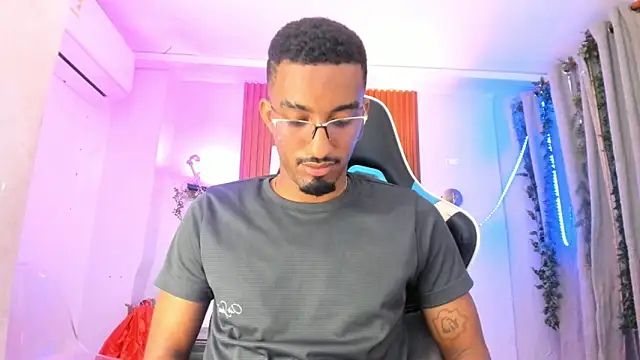 Darwin mayo online show from 28, 10, 2025