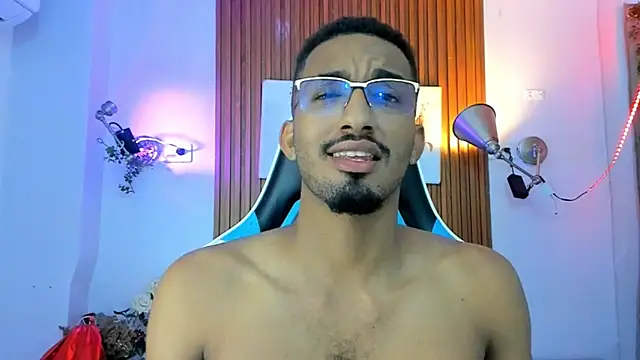 Darwin mayo online show from 4, 10, 2025