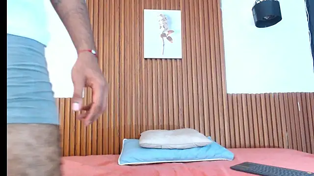 Darwin mayo online show from 10, 4, 2026