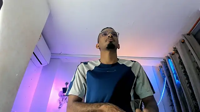 Darwin mayo online show from 22, 12, 2025