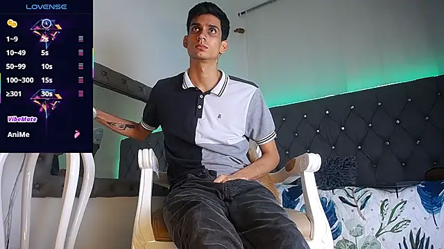 Sebalexis7 online show from 2, 12, 2025