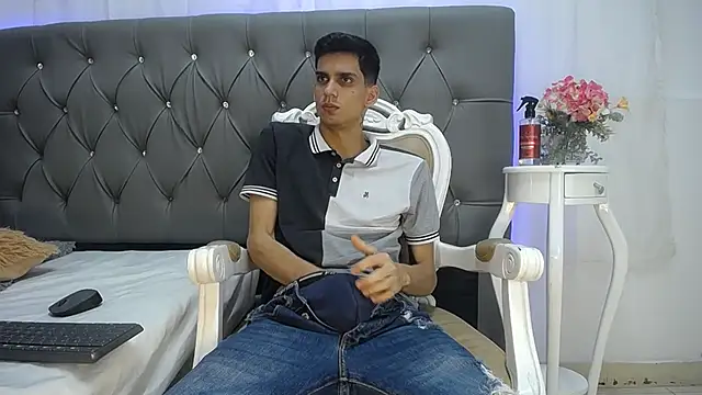 Sebalexis7 online show from 7, 11, 2025