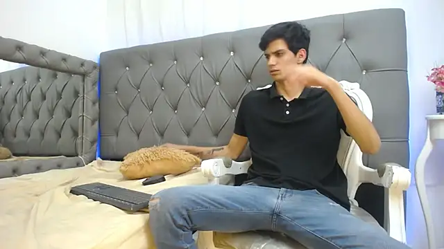 Sebalexis7 online show from 5, 10, 2025