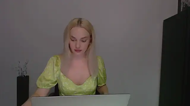 Lia noo regrets online show from 17, 4, 2026