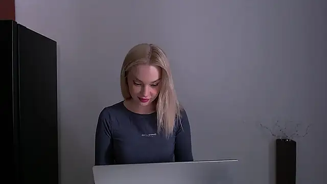 Lia noo regrets online show from 31, 5, 2026