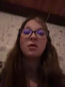 SweetTeenGirl online show from 26, 11, 2025