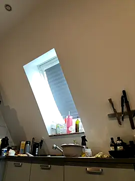 SweetTeenGirl online show from 9, 9, 2025