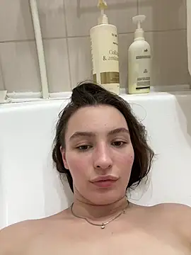 ZariaFlame online show from 4, 11, 2025